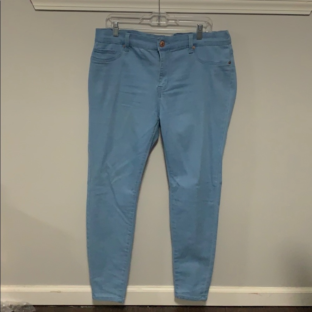 Fashion Nova light denim skinny jeans